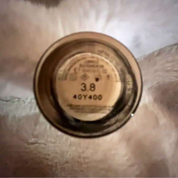 Giorgio Armani Luminous Silk Foundation - Picture 6 of 7